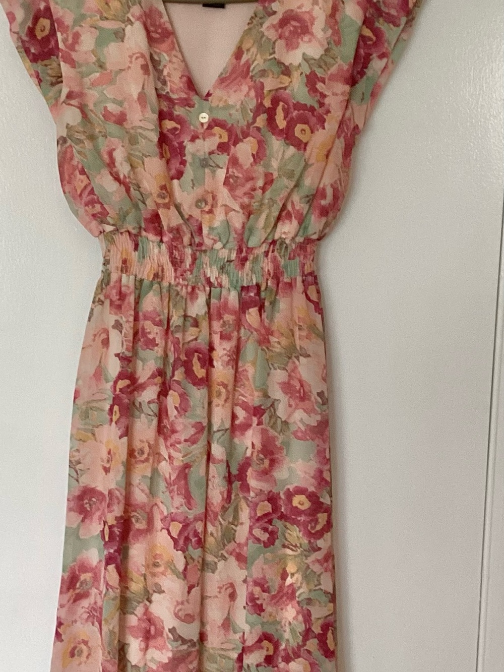 Kate and Lily Floral Pink & Green Maxi Dress with V-Neck Size 6